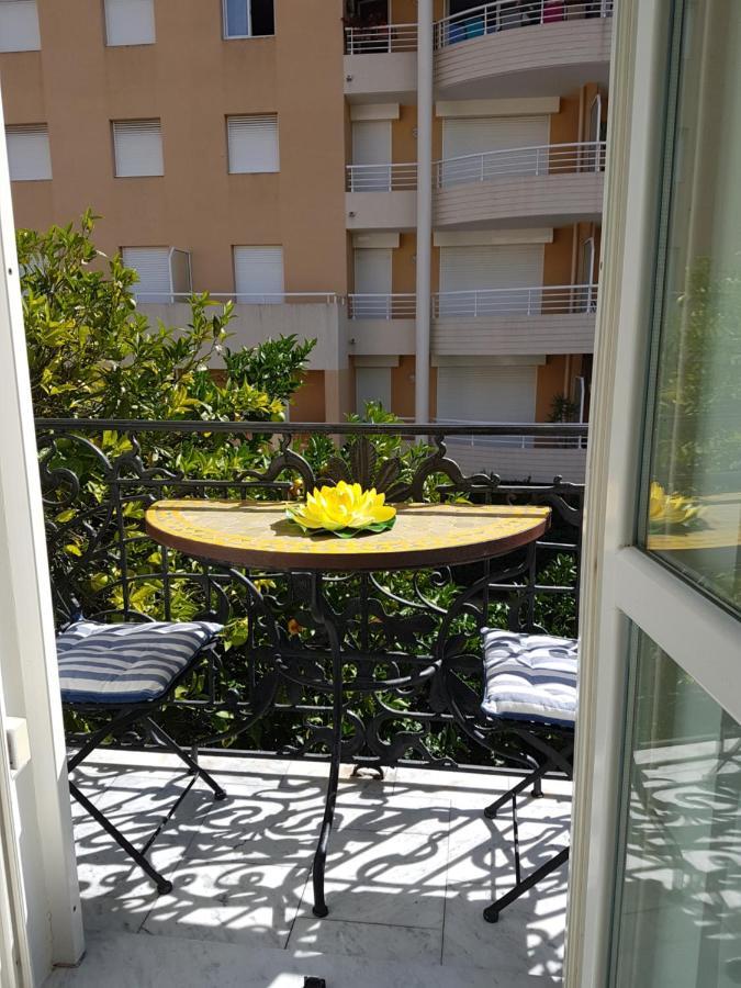 Charmant 2Pcs A 100 M De La Plage Au Calme Menton Exterior photo